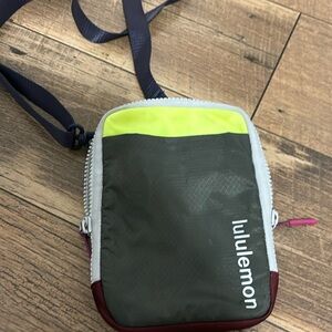 Lululemon belt bag